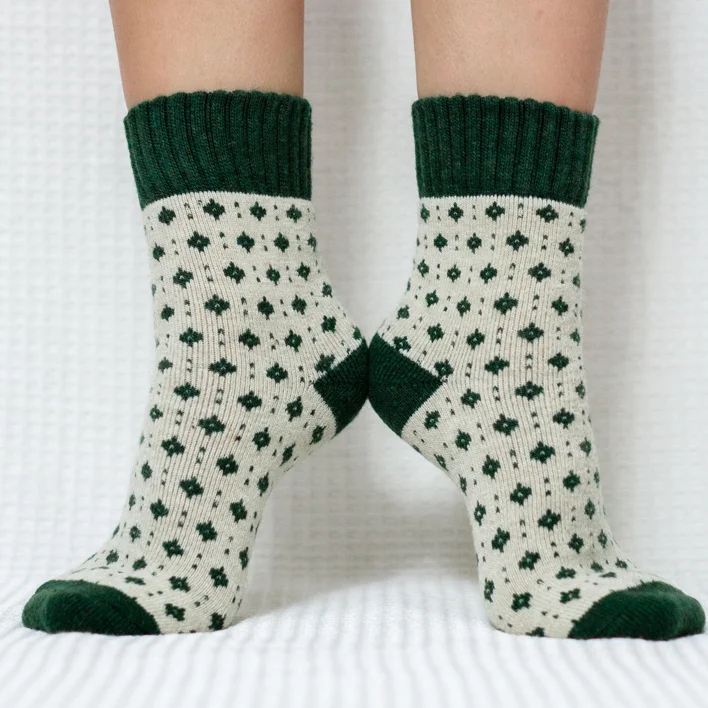Green Star Pattern Quarter Wool Socks for Women