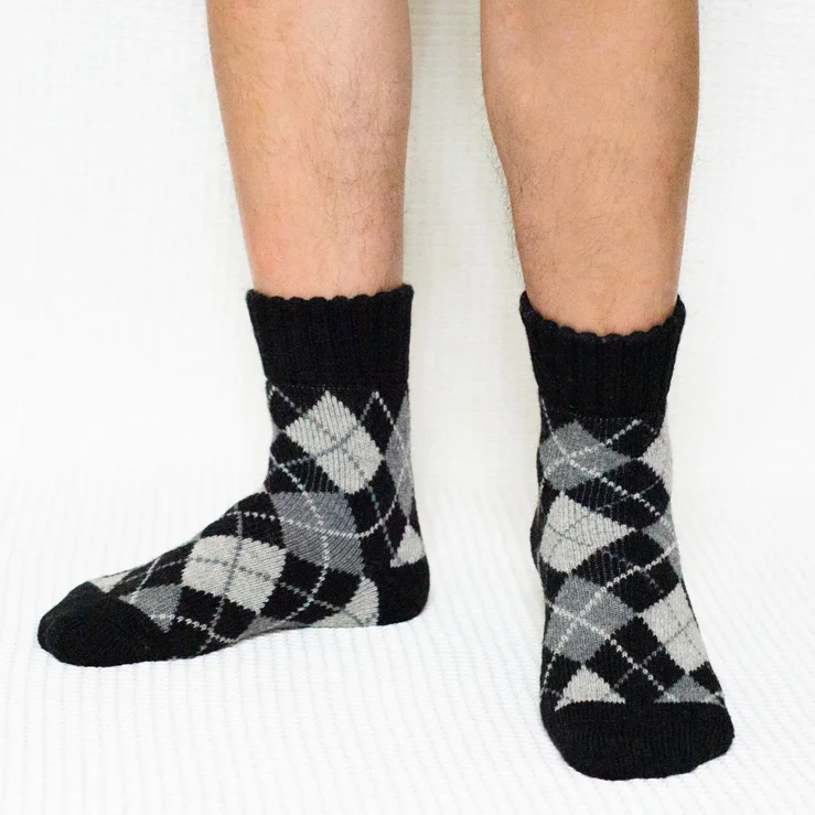 Black Argyle Print Quarter Wool Socks for Men