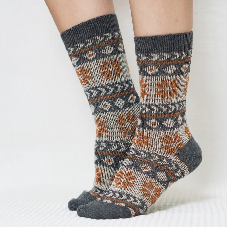 Grey Snowflake Quarter Combed Cotton Socks for Women