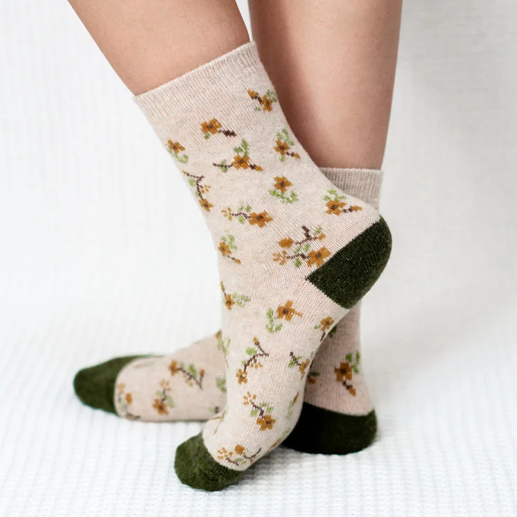 Khaki Floral Print Quarter Wool Socks for Women