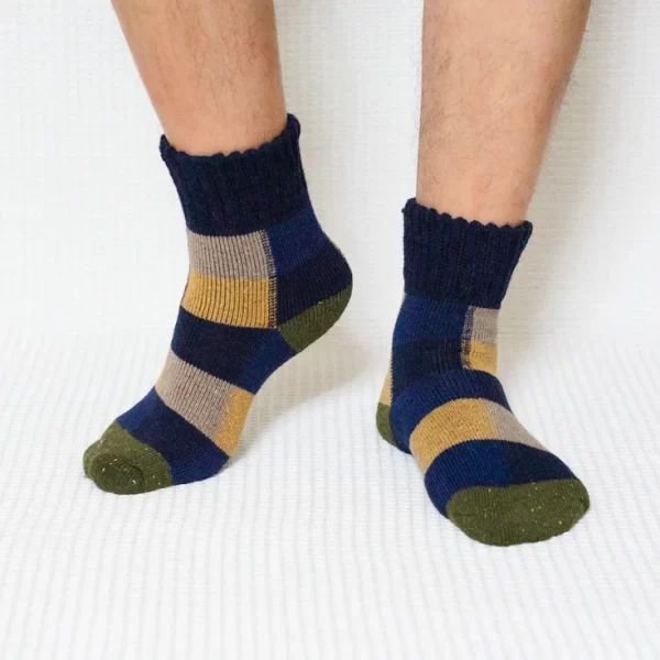 Navy Blue Colored Plaid Quarter Wool Socks for Men
