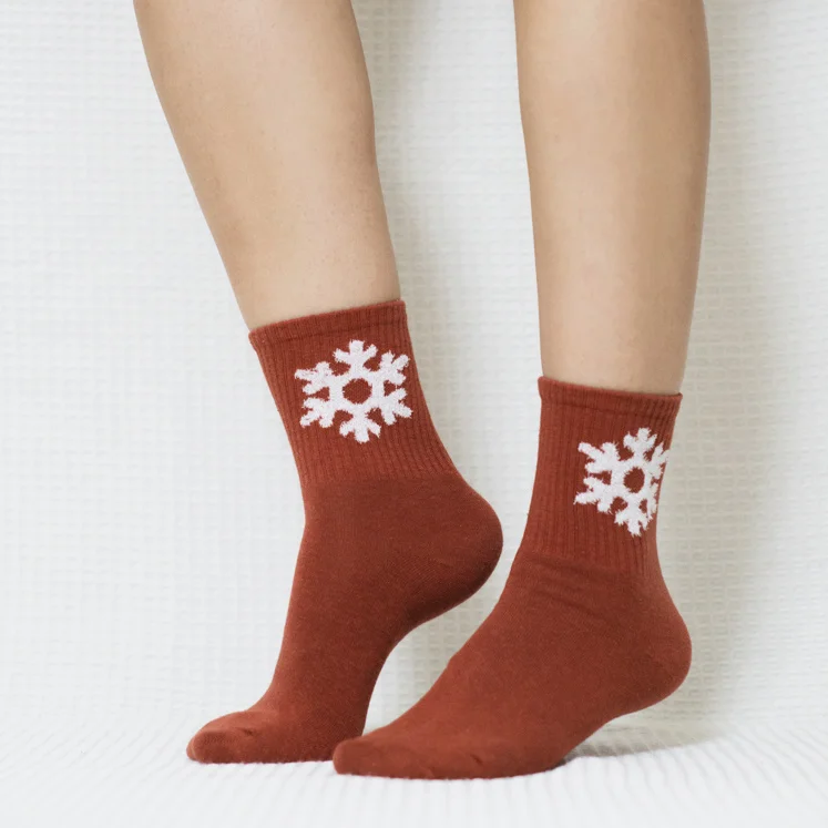 Red Snow Quarter Combed Cotton Socks for Women