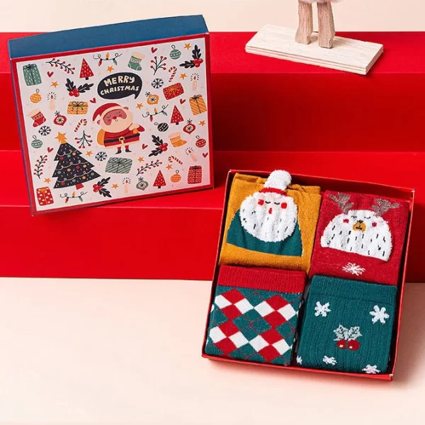 Diamond Santa Reindeer Christmas Quarter Socks Box for Women