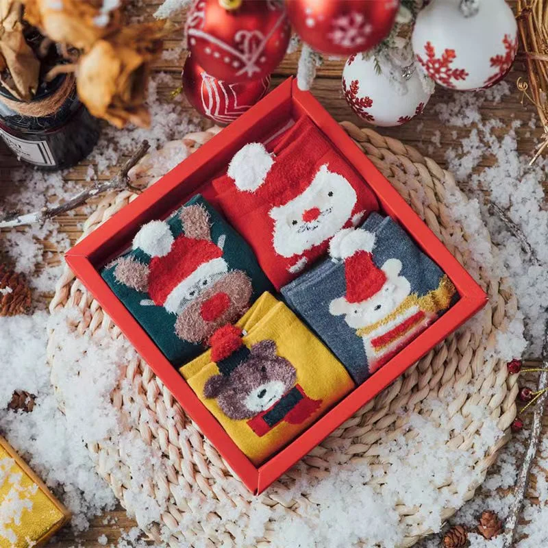 Santa Reindeer Bear Hat Christmas Quarter Socks Box for Women
